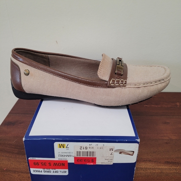 LifeStride Viva Flats Natural Color - Picture 2 of 5